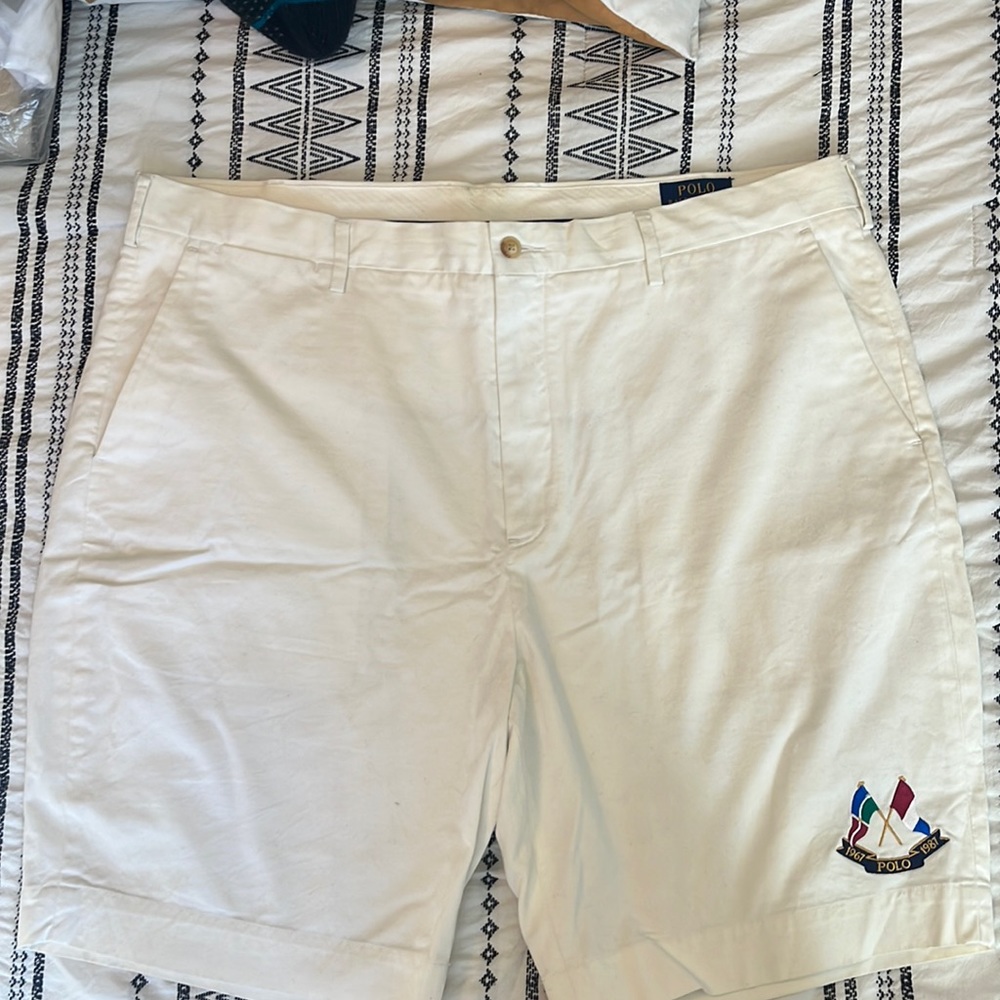 Polo By Ralph Lauren Men’s Big & Tall white khaki shorts.